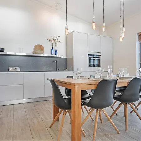 Villa 19 - Golden Tide | For 4 Guests Directly By The Ouddorp
