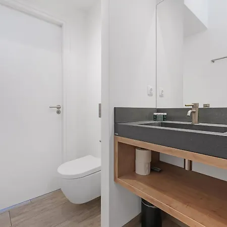 Villa 19 - Golden Tide | For 4 Guests Directly By The *