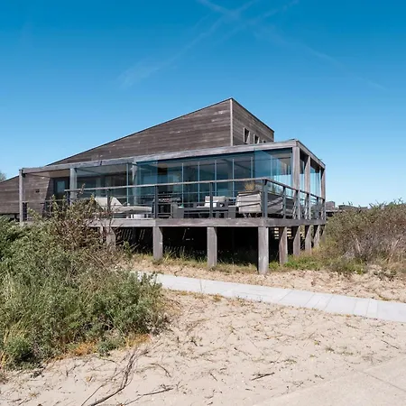 19 - Golden Tide | For 4 Guests Directly By The Villa